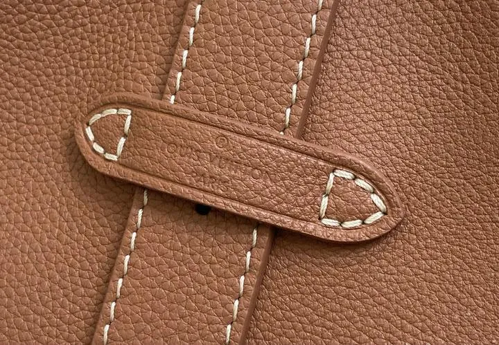 Louis Vuitton 1:1 Mirror Replica PM Low Key Grained Hobo Louis Vuitton Replica Neverfull Louis Vuitton 1:1 Mirror Replica PM Low Key Grained Hobo Louis Vuitton Replica Neverfull