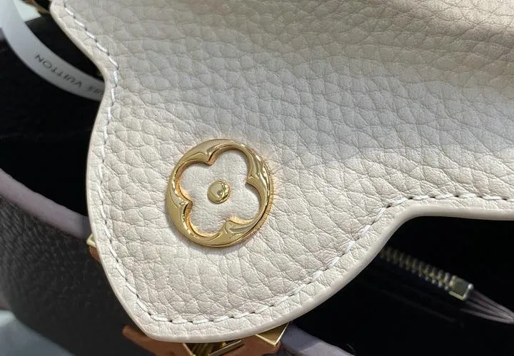 Louis Vuitton 1:1 Mirror Replica Capucines MM Chocolate Beige Louis Vuitton Replica Capucines Louis Vuitton 1:1 Mirror Replica Capucines MM Chocolate Beige Louis Vuitton Replica Capucines