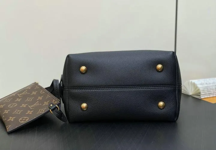 Louis Vuitton 1:1 Mirror Replica PM Low Key Grained Hobo Louis Vuitton Replica Neverfull Louis Vuitton 1:1 Mirror Replica PM Low Key Grained Hobo Louis Vuitton Replica Neverfull