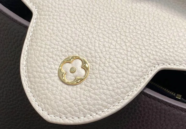 Louis Vuitton 1:1 Mirror Replica Capucines MM Chocolate Beige Louis Vuitton Replica Capucines Louis Vuitton 1:1 Mirror Replica Capucines MM Chocolate Beige Louis Vuitton Replica Capucines