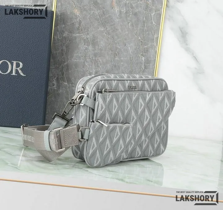 Dior 1:1 Mirror Replica CD Diamond Saddle Triple Pouch 23CM/9.1IN Christian Dior Replica Saddles Dior 1:1 Mirror Replica CD Diamond Saddle Triple Pouch 23CM/9.1IN Christian Dior Replica Saddles