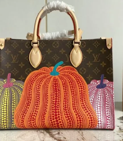 Louis Vuitton 1:1 Mirror Replica LV x YK Onthego MM Pumpkin Print Louis Vuitton Replica Onthego