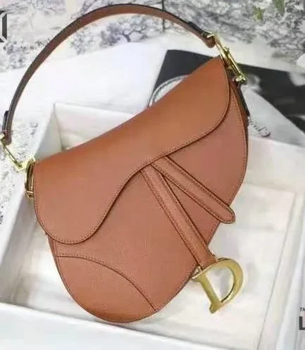 Dior 1:1 Mirror Replica Grained Calfskin Camello Saddle 25CM/9.8IN Christian Dior Replica Saddles