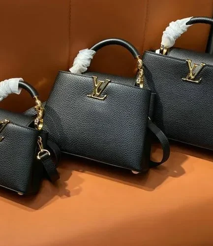 Louis Vuitton 1:1 Mirror Replica Capucines Black Top Handle Bag Louis Vuitton Replica Capucines