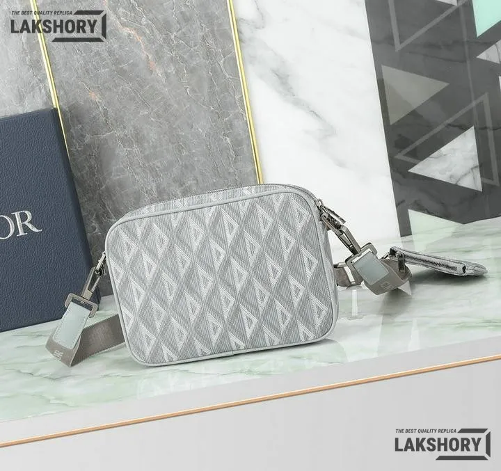 Dior 1:1 Mirror Replica CD Diamond Saddle Triple Pouch 23CM/9.1IN Christian Dior Replica Saddles Dior 1:1 Mirror Replica CD Diamond Saddle Triple Pouch 23CM/9.1IN Christian Dior Replica Saddles