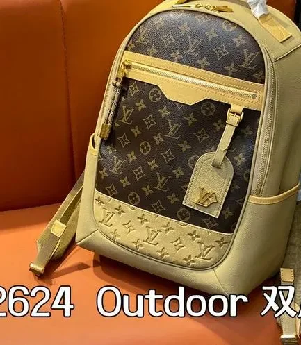 Louis Vuitton 1:1 Mirror Replica Outdoor Backpack Leather Louis Vuitton Replica Discovery