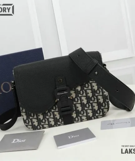 Dior 1:1 Mirror Replica Mini Beige/Black Saddle Bag w/ Strap 23CM/9.1IN Christian Dior Replica Saddles