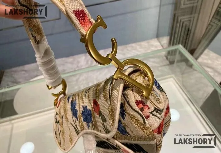 Dior 1:1 Mirror Replica Hibiscus Embroidered Canvas Saddle 25.5CM/10IN Christian Dior Replica Saddles Dior 1:1 Mirror Replica Hibiscus Embroidered Canvas Saddle 25.5CM/10IN Christian Dior Replica Saddles