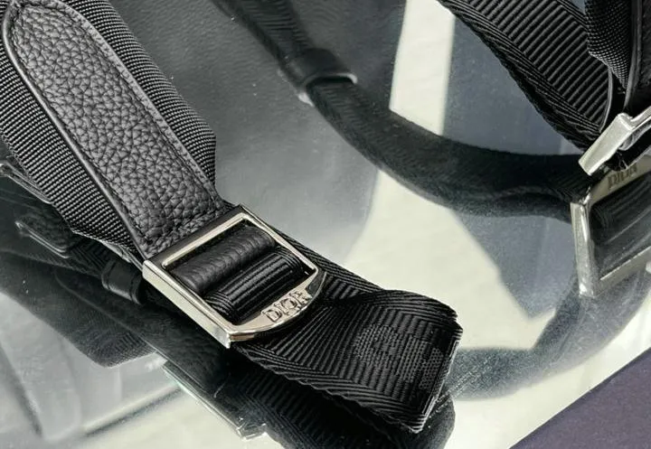 Dior 1:1 Mirror Replica Gallop Navy Oblique Saddle Backpack 40CM/15.7IN Christian Dior Replica Backpacks Dior 1:1 Mirror Replica Gallop Navy Oblique Saddle Backpack 40CM/15.7IN Christian Dior Replica Backpacks