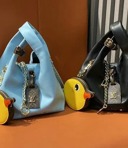 Louis Vuitton 1:1 Mirror Replica Atlantis BB H27 Louis Vuitton Replica CarryAll