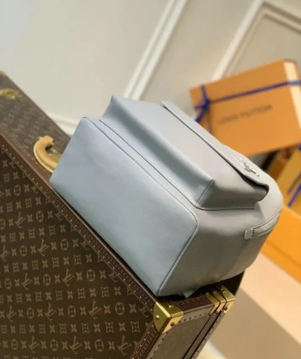 Louis Vuitton 1:1 Mirror Replica Backpack Take Off Aerogram Louis Vuitton Replica Discovery