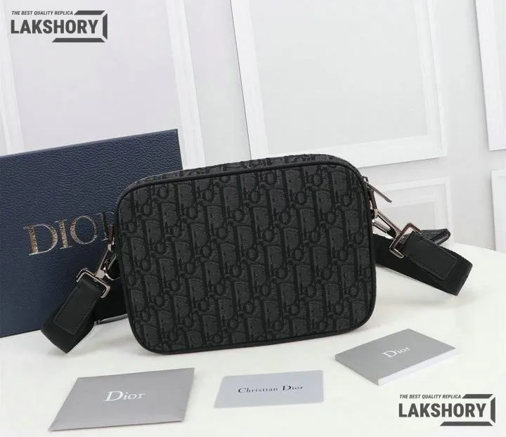 Dior 1:1 Mirror Replica Oblique Saddle Triple Pouch 25CM/9.8IN Christian Dior Replica Saddles Dior 1:1 Mirror Replica Oblique Saddle Triple Pouch 25CM/9.8IN Christian Dior Replica Saddles