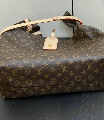 Louis Vuitton 1:1 Mirror Replica Atlantis GM Bag Louis Vuitton Replica CarryAll
