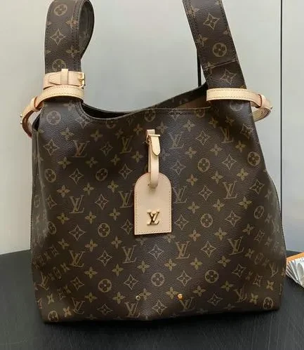 Louis Vuitton 1:1 Mirror Replica Atlantis GM Bag Louis Vuitton Replica CarryAll