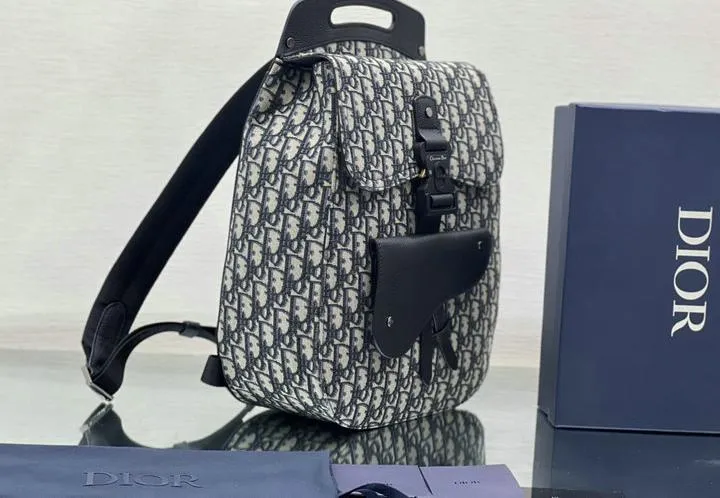 Dior 1:1 Mirror Replica Gallop Navy Oblique Saddle Backpack 40CM/15.7IN Christian Dior Replica Backpacks Dior 1:1 Mirror Replica Gallop Navy Oblique Saddle Backpack 40CM/15.7IN Christian Dior Replica Backpacks