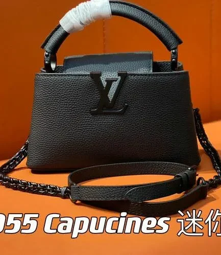 Louis Vuitton 1:1 Mirror Replica Capucines Mini All Black East-West Louis Vuitton Replica Capucines