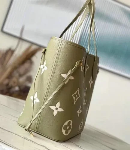 Louis Vuitton 1:1 Mirror Replica Monogram Empreinte Neverfull Khaki/Cream Louis Vuitton Replica Neverfull
