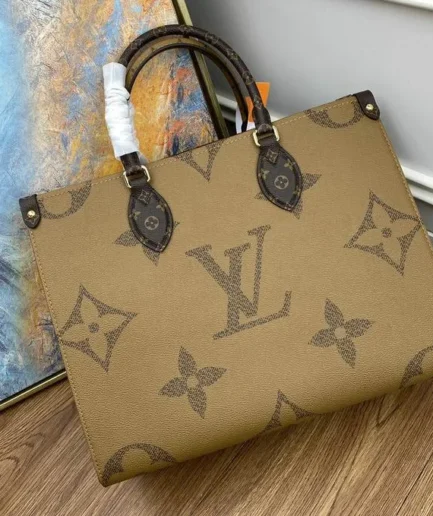 Louis Vuitton 1:1 Mirror Replica MM OnTheGo Small Tote Bag Louis Vuitton Replica Onthego