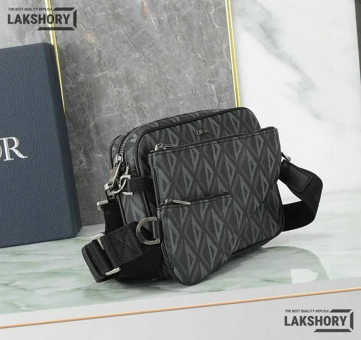 Dior 1:1 Mirror Replica CD Diamond Saddle Triple Pouch 23CM/9.1IN Christian Dior Replica Saddles Dior 1:1 Mirror Replica CD Diamond Saddle Triple Pouch 23CM/9.1IN Christian Dior Replica Saddles