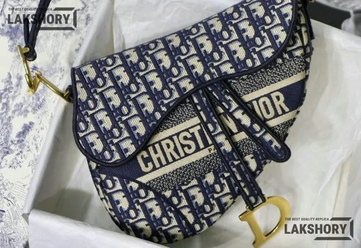 Dior 1:1 Mirror Replica Medium Oblique Embroidered Saddle 25CM/9.8IN Christian Dior Replica Saddles Dior 1:1 Mirror Replica Medium Oblique Embroidered Saddle 25CM/9.8IN Christian Dior Replica Saddles