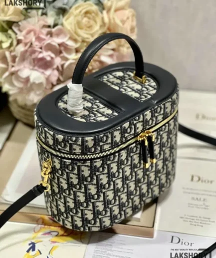 Dior 1:1 Mirror Replica 30 Montaigne Signature CD Vanity Case Black 24CM/9.4IN Christian Dior Replica 30 Montaigne