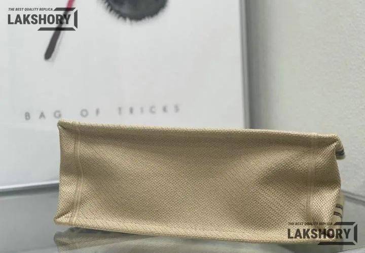 Dior 1:1 Mirror Replica Jute Embroidered Medium Book Tote Black Beige Christian Dior Replica Book Totes Dior 1:1 Mirror Replica Jute Embroidered Medium Book Tote Black Beige Christian Dior Replica Book Totes