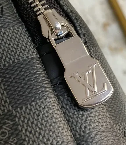 Louis Vuitton 1:1 Mirror Replica Avenue Slingbag Damier Graphite Canvas 31CM/12.2IN Louis Vuitton Replica Avenue