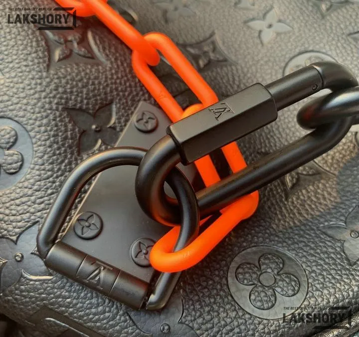 Louis Vuitton 1:1 Mirror Replica X Virgil Abloh Keepall Bandouliere 50 w/ Orange Chain 50CM/19.7IN Louis Vuitton Replica Keepall Louis Vuitton 1:1 Mirror Replica X Virgil Abloh Keepall Bandouliere 50 w/ Orange Chain 50CM/19.7IN Louis Vuitton Replica Keepall