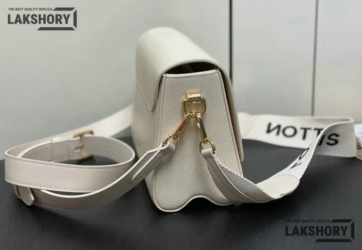 Louis Vuitton 1:1 Mirror Replica Twist MM Epi Leather 23CM/9.1IN Louis Vuitton Replica Twist Louis Vuitton 1:1 Mirror Replica Twist MM Epi Leather 23CM/9.1IN Louis Vuitton Replica Twist