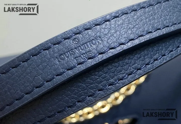 Louis Vuitton 1:1 Mirror Replica Twist MM Slim Puffygram Taurillon Leather 23CM/9.1IN Louis Vuitton Replica Twist Louis Vuitton 1:1 Mirror Replica Twist MM Slim Puffygram Taurillon Leather 23CM/9.1IN Louis Vuitton Replica Twist