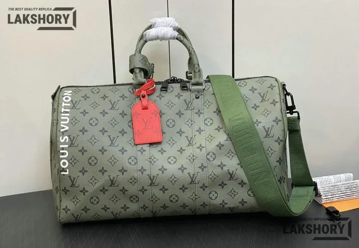 Louis Vuitton 1:1 Mirror Replica Keepall Bandouliere Khaki Green/Vermillion Red Louis Vuitton Replica Keepall Louis Vuitton 1:1 Mirror Replica Keepall Bandouliere Khaki Green/Vermillion Red Louis Vuitton Replica Keepall