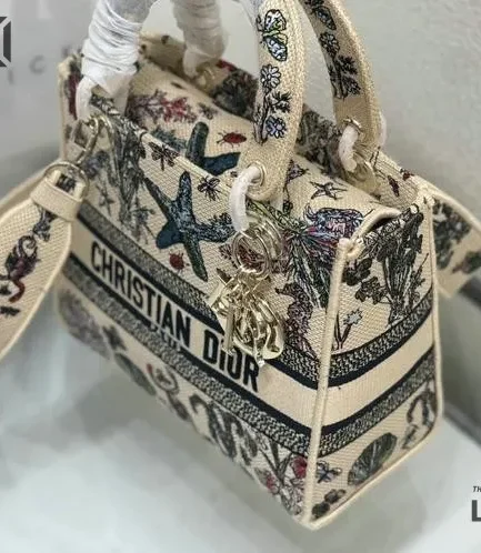 Dior 1:1 Mirror Replica Lady D-Lite Beige Multicolor Cabinet de Curiosités 24CM/9.4IN Christian Dior Replica Lady