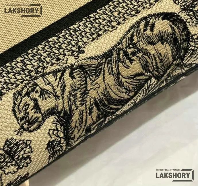 Dior 1:1 Mirror Replica Beige Toile de Jouy Embroidered Lady D-Lite 24CM/9.4IN Christian Dior Replica Lady Dior 1:1 Mirror Replica Beige Toile de Jouy Embroidered Lady D-Lite 24CM/9.4IN Christian Dior Replica Lady