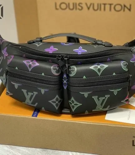 Louis Vuitton 1:1 Mirror Replica Calfskin Spotlight Comet Bumbag Black Borealis 45CM/17.7IN Louis Vuitton Replica Bumbag