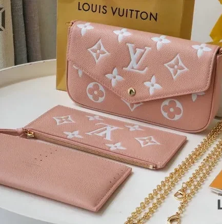 Louis Vuitton 1:1 Mirror Replica Giant Felicie Pochette Chain Wallet Rose Trianon Creme 21CM/8.3IN Louis Vuitton Replica Pochette Accessories