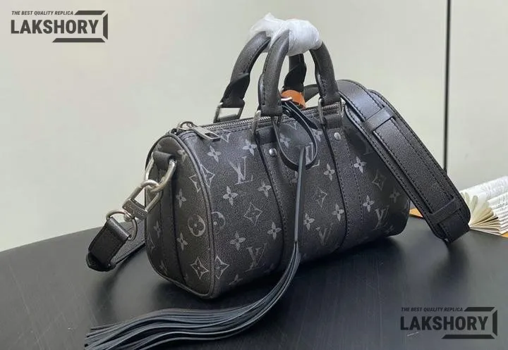 Louis Vuitton 1:1 Mirror Replica Keepall Bandoulire 25 Monogram Black 25CM/9.8IN Louis Vuitton Replica Keepall Louis Vuitton 1:1 Mirror Replica Keepall Bandoulire 25 Monogram Black 25CM/9.8IN Louis Vuitton Replica Keepall