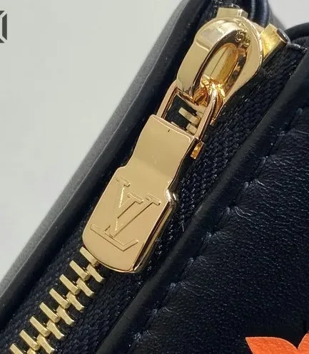 Louis Vuitton 1:1 Mirror Replica LV X TM Lambskin Embossed Coussin BB Black Multicolor 21CM/8.3IN Louis Vuitton Replica Coussin