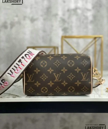 Louis Vuitton 1:1 Mirror Replica Speedy Bandoulire 20 Black Bag 20CM/7.9IN Louis Vuitton Replica Speedy
