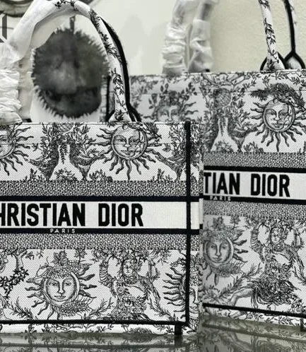Dior 1:1 Mirror Replica Toile de Jouy Soleil Book Tote Embroidery Christian Dior Replica Book Totes
