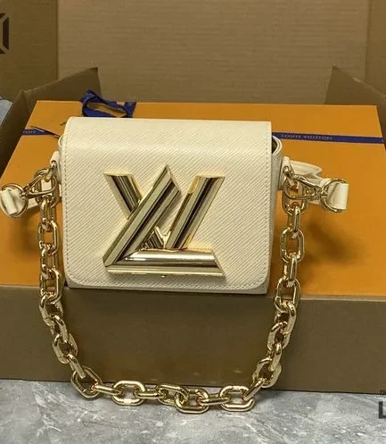 Louis Vuitton 1:1 Mirror Replica Epi Twist Braided Chain PM Quartz White 19CM/7.5IN Louis Vuitton Replica Twist