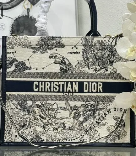 Dior 1:1 Mirror Replica Latte/Black Toile de Jouy Zodiac Book Tote Christian Dior Replica Book Totes
