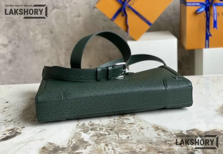Louis Vuitton 1:1 Mirror Replica Taiga Slim Briefcase Dark Green 40CM/15.7IN Louis Vuitton Replica Business Bags Louis Vuitton 1:1 Mirror Replica Taiga Slim Briefcase Dark Green 40CM/15.7IN Louis Vuitton Replica Business Bags