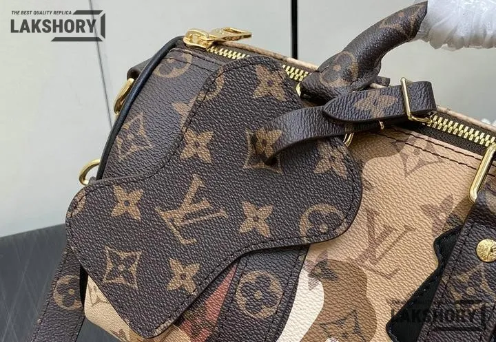 Louis Vuitton 1:1 Mirror Replica Keepall Bandoulire 25 Monogram Eclipse Multicolor 25CM/9.8IN Louis Vuitton Replica Keepall Louis Vuitton 1:1 Mirror Replica Keepall Bandoulire 25 Monogram Eclipse Multicolor 25CM/9.8IN Louis Vuitton Replica Keepall