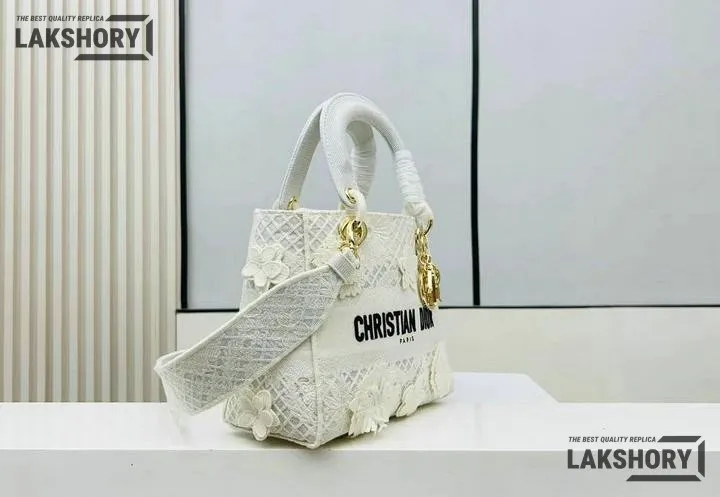 Dior 1:1 Mirror Replica Embroidery Macrame Lady D-Lite 24CM/9.4IN Christian Dior Replica Lady Dior 1:1 Mirror Replica Embroidery Macrame Lady D-Lite 24CM/9.4IN Christian Dior Replica Lady