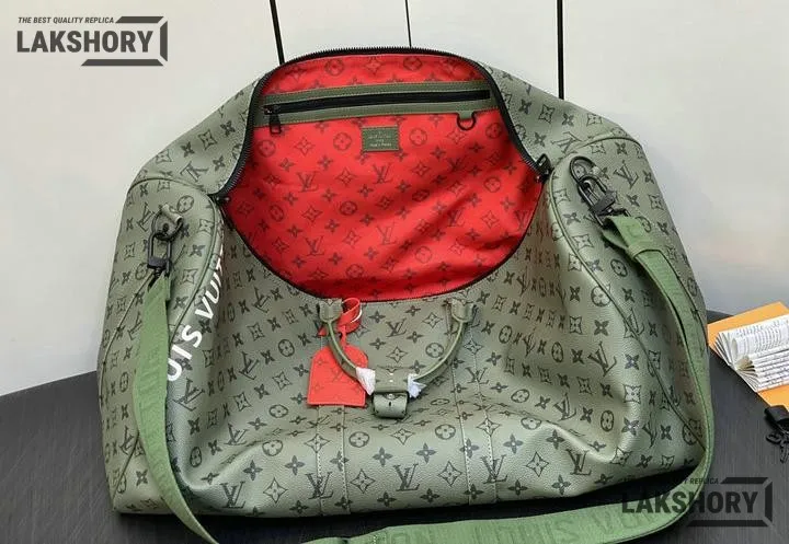Louis Vuitton 1:1 Mirror Replica Keepall Bandouliere Khaki Green/Vermillion Red Louis Vuitton Replica Keepall Louis Vuitton 1:1 Mirror Replica Keepall Bandouliere Khaki Green/Vermillion Red Louis Vuitton Replica Keepall