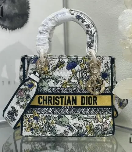 Dior 1:1 Mirror Replica Lady D-Lite Latte Yellow Chardons Motif 24CM/9.4IN Christian Dior Replica Lady