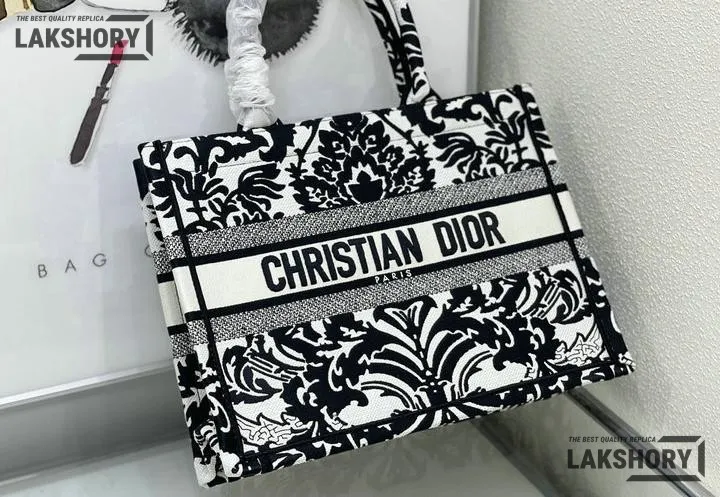 Dior 1:1 Mirror Replica Ornamental Cornely Effect Book Tote Black/White Christian Dior Replica Book Totes Dior 1:1 Mirror Replica Ornamental Cornely Effect Book Tote Black/White Christian Dior Replica Book Totes