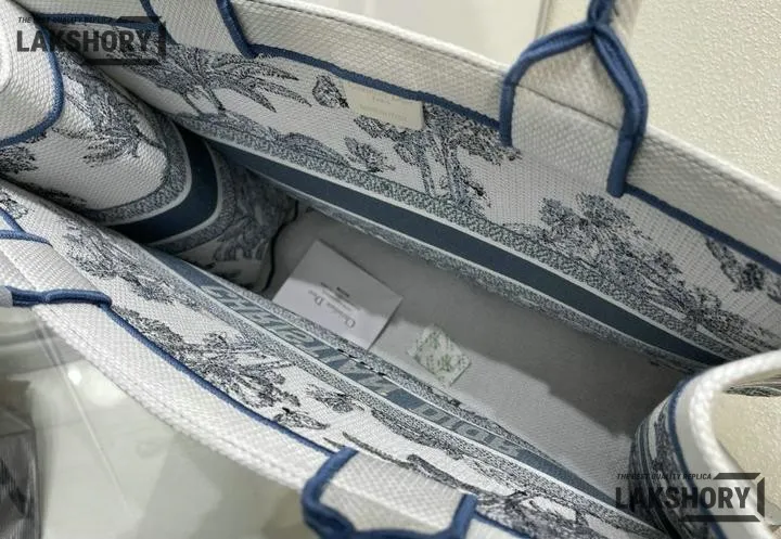 Dior 1:1 Mirror Replica Dioriviera Book Tote Toile de Jouy Palms White & Blue Christian Dior Replica Book Totes Dior 1:1 Mirror Replica Dioriviera Book Tote Toile de Jouy Palms White & Blue Christian Dior Replica Book Totes