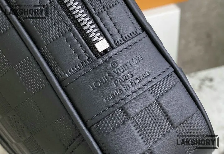 Louis Vuitton 1:1 Mirror Replica Damier Infini Porte-Documents Voyage GM Onyx 41CM/16.1IN Louis Vuitton Replica Business Bags Louis Vuitton 1:1 Mirror Replica Damier Infini Porte-Documents Voyage GM Onyx 41CM/16.1IN Louis Vuitton Replica Business Bags