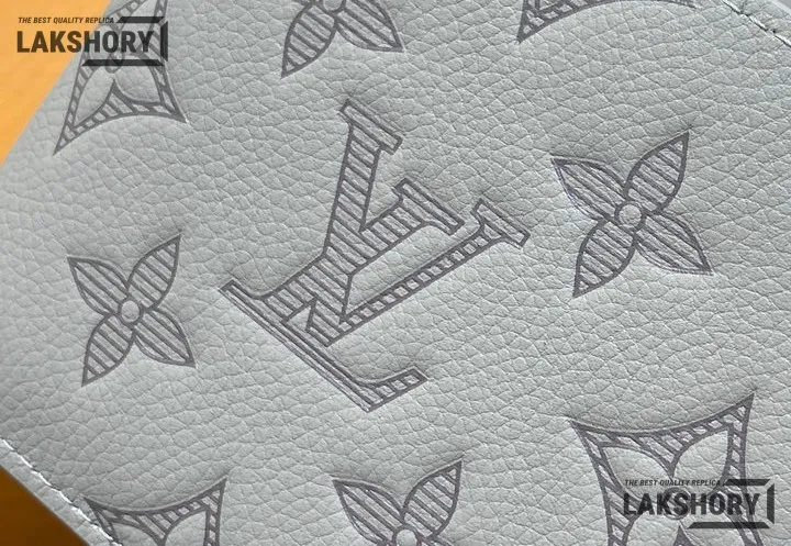 Louis Vuitton 1:1 Mirror Replica Multiple Wallet Monogram Shadow 11CM/4.3IN Louis Vuitton Replica Wallets Louis Vuitton 1:1 Mirror Replica Multiple Wallet Monogram Shadow 11CM/4.3IN Louis Vuitton Replica Wallets